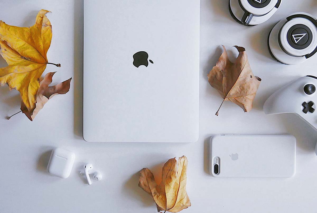 The Evolution of Television: The Exploring Technologies The Evolution of Television: The Exploring Technologies